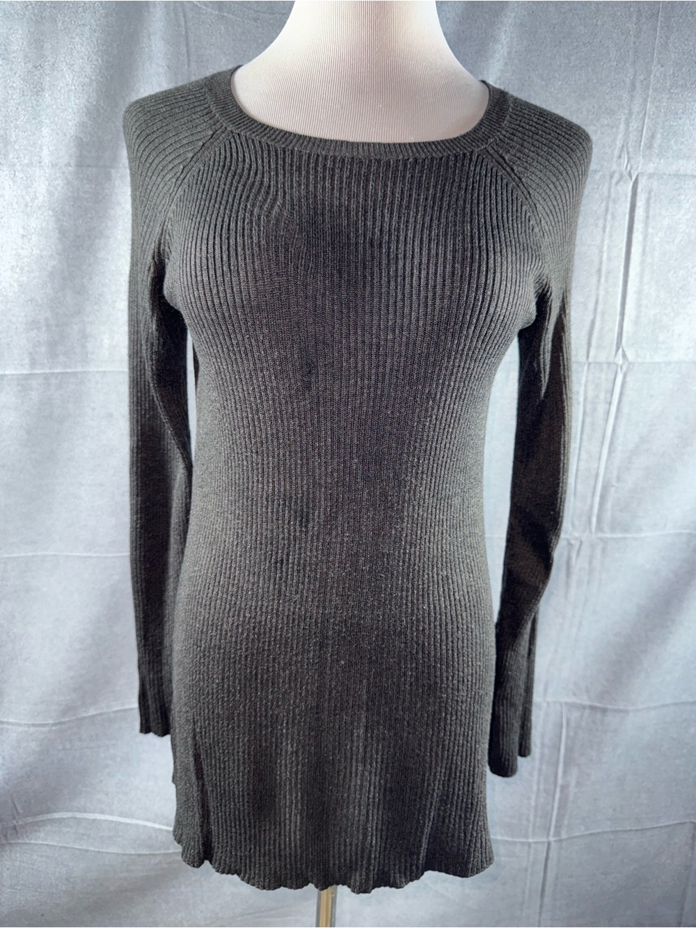 2901-Cupio Charcoal Ribbed Long-Sleeve Knit Tunic
